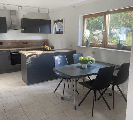 Freundliche 2,5-Zimmer-Wohnung mit EBK in Baiersbronn