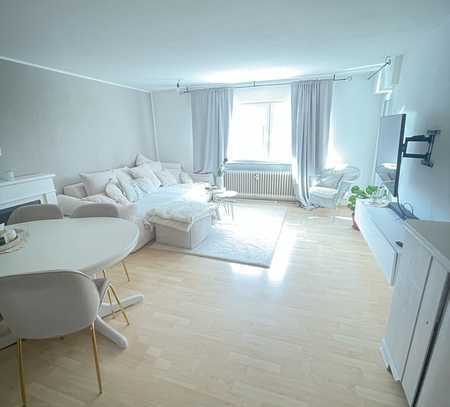 Helle, Gepflegte 3 Zimmerwohnung auf dem Hegensberg