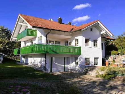 Einfamilienhaus mit Einliegerwohnung und Garage bei Memmingen, Bayern