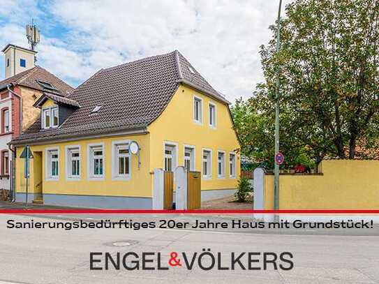 Familienidyll im Ortskern: Sanierungsbedürftiges 20er Jahre Haus mit schönem Grundstück!