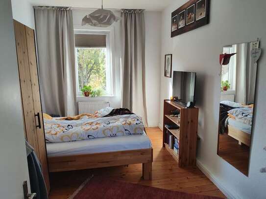 Attraktive 4-Zimmer-Wohnung mit Garten und Terrasse in Hillerse