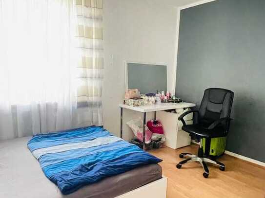 Zum Verkauf steht eine attraktive 3-Zimmer-Wohnung mit Balkon in karben – ideal für Kapitalanleger u