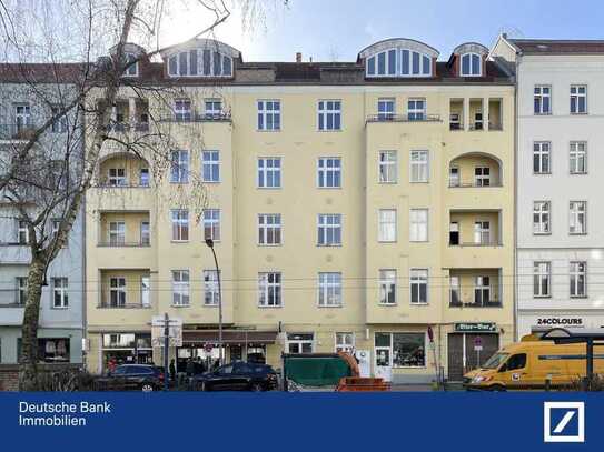 Provisionsfrei! Altbaucharme trifft modernen Komfort – Stilvolle 2-Zimmerwohnung mit Loggia & Balkon