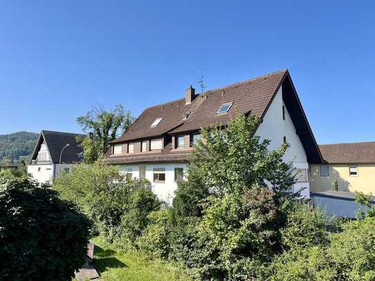 Lichtdurchflutete Maisonette-Wohnung 
mit atemberaubender Aussicht 
in Freiburg-St.Georgen