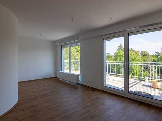 Bezugsfrei&Luxuriös! Penthouse mit 3 Zimmern, Balkon und direktem Aufzug in Königs Wusterhausen