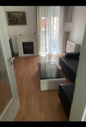 Geschmackvolle 2-Zimmer-Hochparterre-Wohnung mit EBK in Köln Humboldt/Gremberg