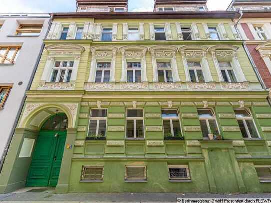 Ready-to-occupy 1.5-room flat between Fischerinsel and Holzmarkt in Mitte