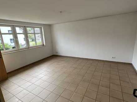 Geräumige 3 Zi. Wohnung in Ruhiger Lage unweit vom Phoenixsee
