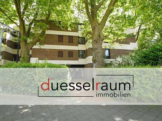 Oberkassel: neuwertiges Apartment mit TG-Stellplatz, Balkon und komplett möbliert!