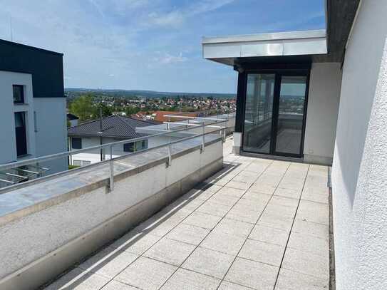 Georgenberg-Penthouse-Wohnung mit Traumblick und ca. 75 qm- Rundum-Terrassen