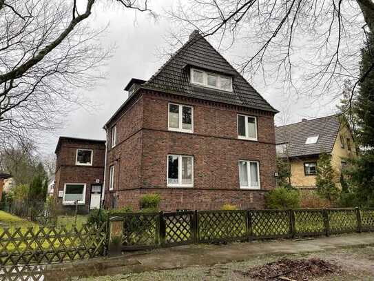 Rotklinker-Mehrfamilienhaus mit Potential