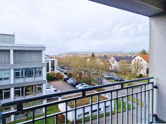 2 Zimmer mit Westbalkon in Waldbronn-Busenbach