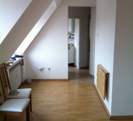 Helle Dachgeschoßwohnung Innenstadt