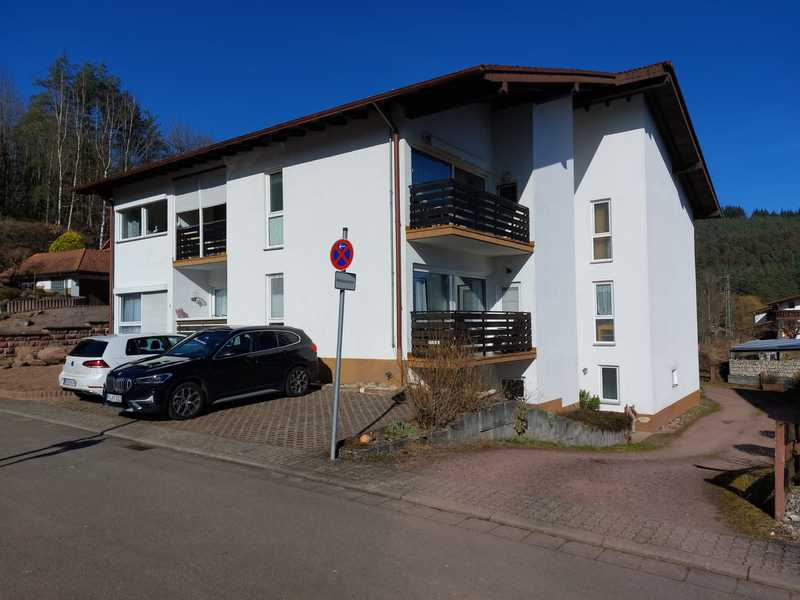                                                               M&ouml;blierte Wohnung in ruhiger Lage mit N&auml;he zum Wald                                                       in Schöneck (Main-Kinzig-Kreis)