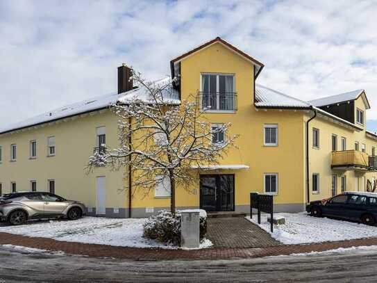 Attraktive 2-Zimmer-Wohnung mit Balkon und EBK in Kümmersbruck