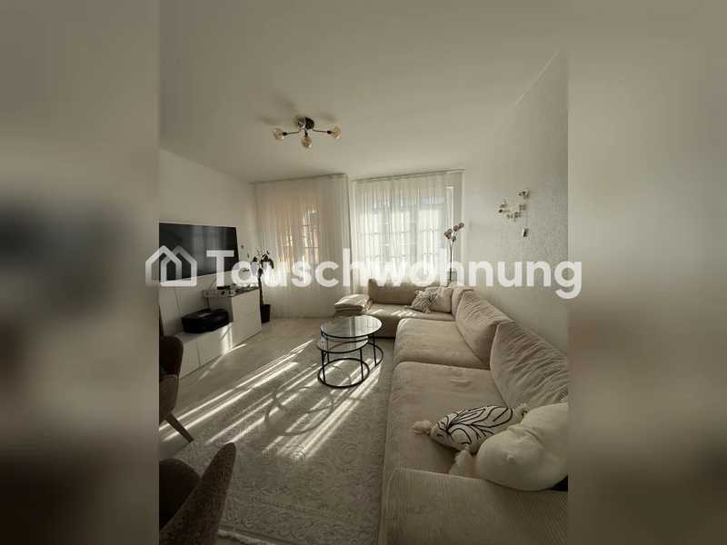 Tauschwohnung: Tausche modernisierte Altbau 2,5- 3 Zimmer gegen 4 Zimmer