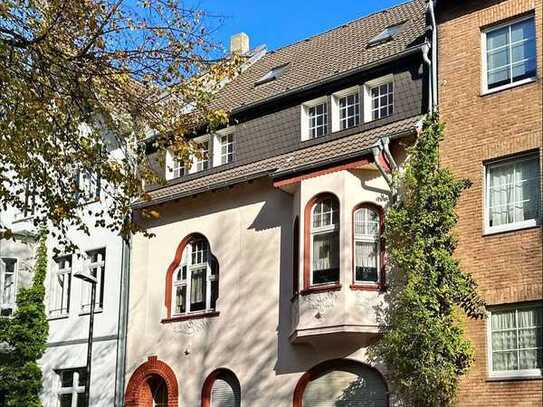 STILVOLL LEBEN IN HERRLICHEM ALTBAU IM BISMARCKVIERTEL