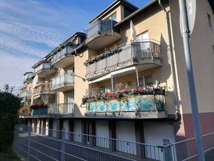 vermietete 2 Zimmerwohnung im Dachgeschoss mit Balkon