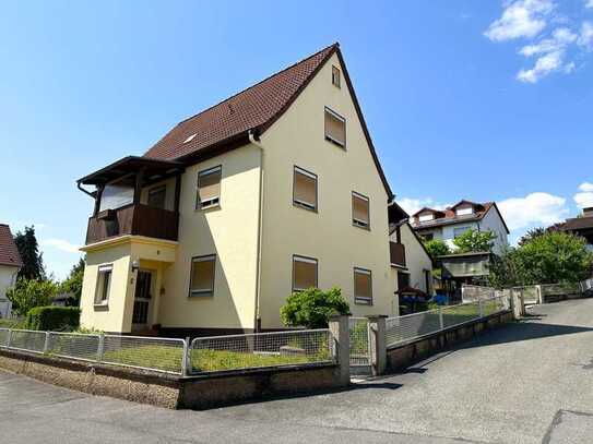 Gepflegtes Einfamilienhaus mit großem Garten und Garage in Weidach!