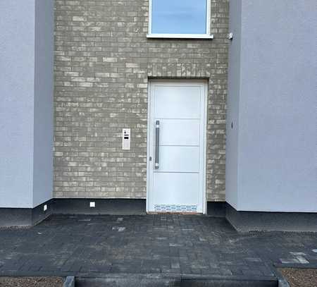 Exklusive, geräumige 3 Zimmer-Wohnung in Dedenhausen (Provisonsfrei)