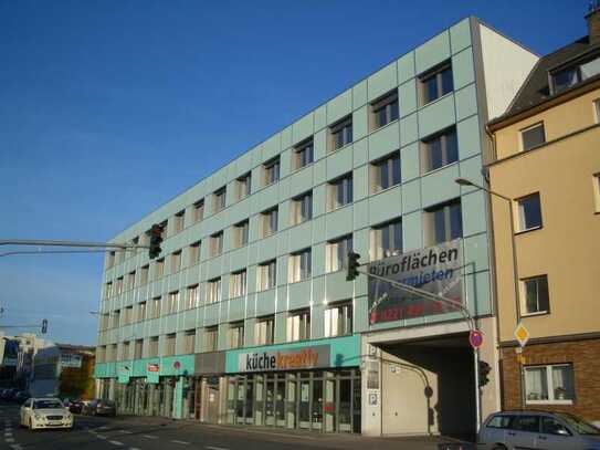 Helle halbe Büroetage in Köln Ehrenfeld