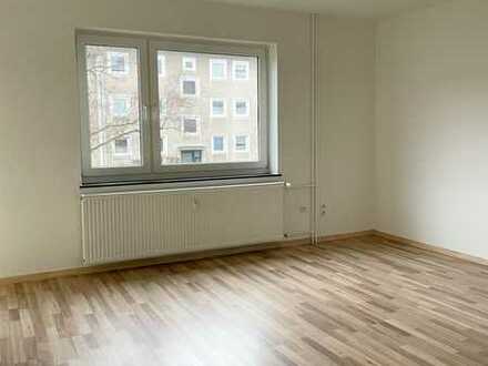 helle 3-Zimmerwohnung mit Balkon