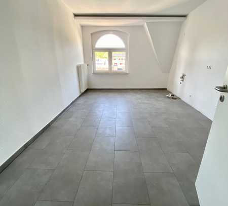 Helle, neuwertige Altbau Wohnung