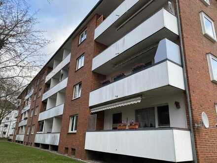 Helle 3-Zi-Wohnung mit EBK; Duschbad, Westbalkon