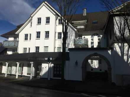 Schöne zentrumsnahe Zwei-Zimmerwohnung mit Balkon