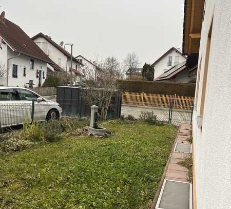 +VILSHEIM Landkr.Landshut+ 5-Zi.-DHH, große Wohn-/Essküche, sonniges Grundstück, Garage