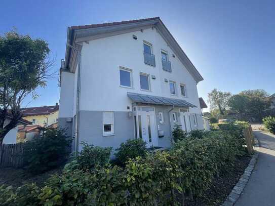 Schöne Doppelhaushälfte in Bad Aibling mit Garten und Balkon