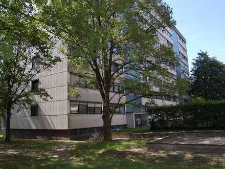 Erbpachtwohnung in Unterschleißheim: Familiengerechte 4-Zi.-Whg. + Balkon, Lift & TG-Stellplatz