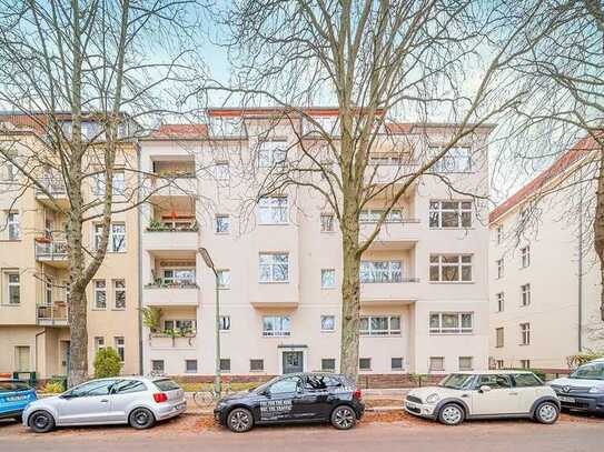 150 Jahre Friendenau! Vermietete 3-Zi.-Wohnung mit Balkon als KAPITALANLAGE in gewachsenem Kiez
