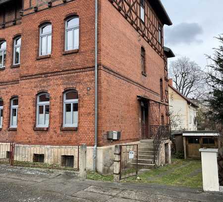 Geräumiges, preiswertes 10-Raum-Mehrfamilienhaus in Rudolstadt