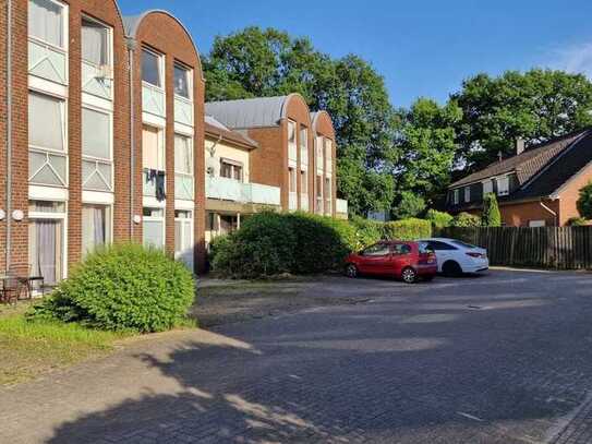 Apartment im Dachgeschoss mit schöner Loggia an Oldenburgs Stadtgrenze