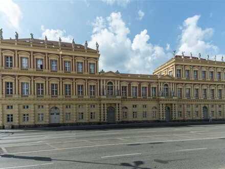 Penthousewohnung mit Galerie, Terrasse und Stellplatz im historischen Ensemble