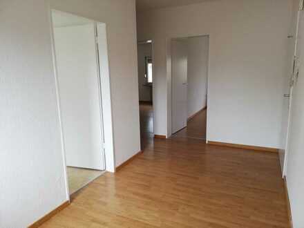 Modernisierte 2,5-Zimmer-Wohnung mit Balkon in Sternstr., Pirmasens