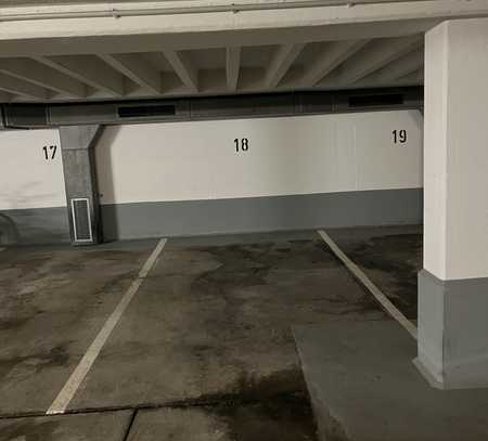 Untervemietung Tiefgaragenstellplatz in Moosach