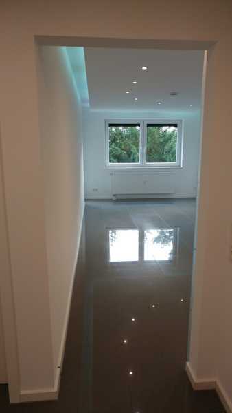                                                               LUXUS Appartament mit Einbauk&uuml;che, Balkon, Garage                                                       in Dürrbachau (Würzburg)