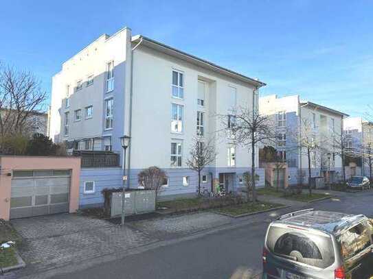 Charmante, freie 2-Zimmer Wohnung mit Balkon