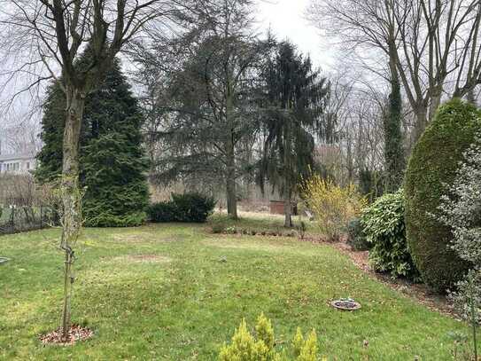 Attraktives Grundstück mit Altbestand direkt am Grüngürtel in Dortmund-Kirchhörde