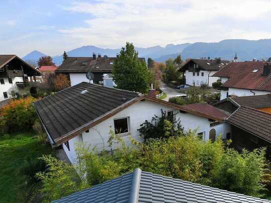 Sonniges, ruhiges Grundstück - bebaubar mit Einfamilien-, Doppel- oder kleinem Mehrfamilienhaus