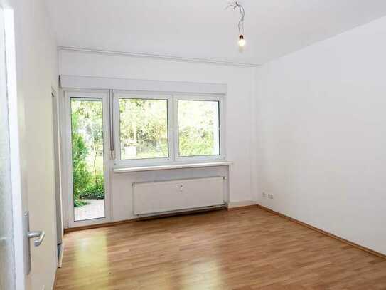 Schöne 1-Zimmer-Wohnung in Berlin Nikolassee (Zehlendorf) - ruhige Seitenstraße