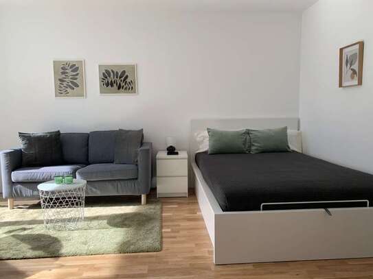 Exklusive, sanierte 1-Zimmer-Wohnung mit Balkon in Düsseldorf