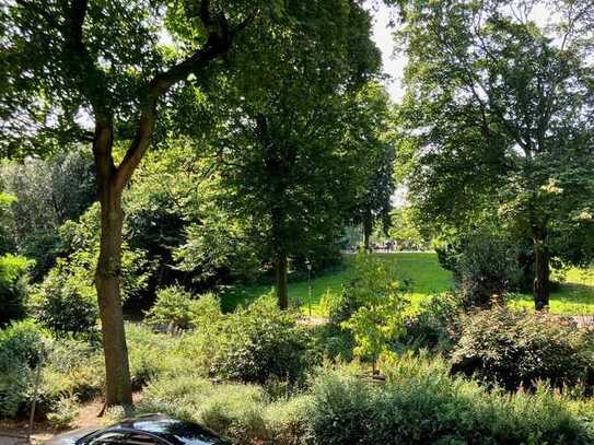 Diskreter Verkauf einer großen Eigentumswohnung direkt am Hofgarten