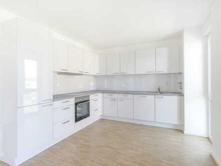 2-Zi, 65m² mit Balkon, moderne EBK und Tageslichtbad *zum Erstbezug*