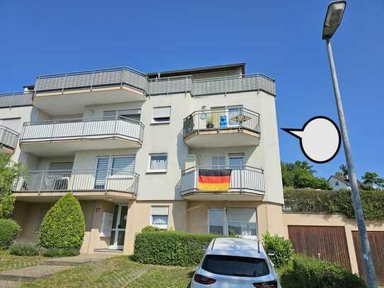 2 Zimmer/Küche/Bad/Balkon/Stellplatz - in schöner Wohnlage