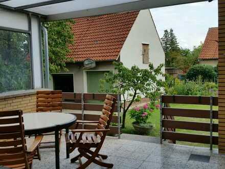 Helle 5-Zi-Whg., Wedemark/Elze (ca. 20 km nördl. Hannover), Erdgeschoss, Terrasse, gr. Gartenanteil