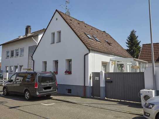 Einfamilienhaus mit Nebengebäude - Provisionsfrei