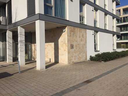Exklusive EG-Wohnung mit großer Terrasse in 1. Wasserlage - Überseestadt